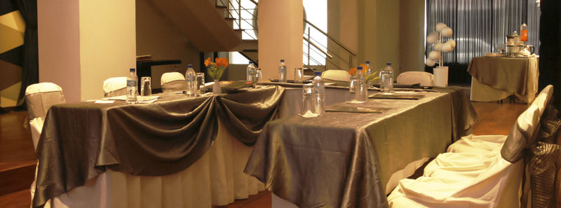 Nu House Boutique Hotel Quito Buitenkant foto